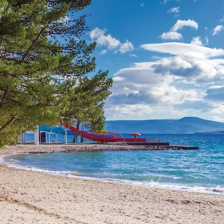 In With Wifi * Kostrena