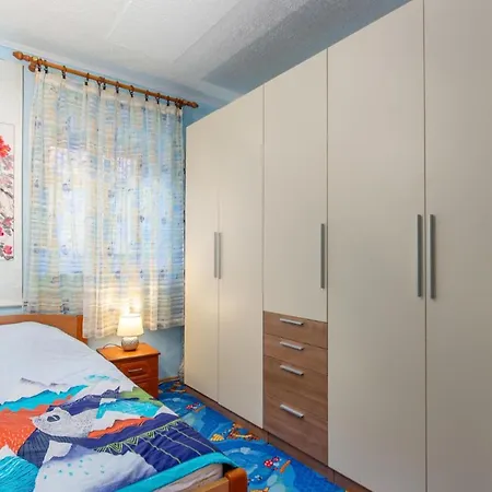 Σπίτι διακοπών In With Wifi