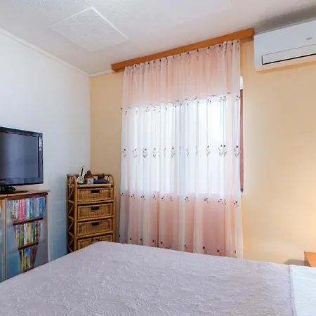 Σπίτι διακοπών In With Wifi Kostrena