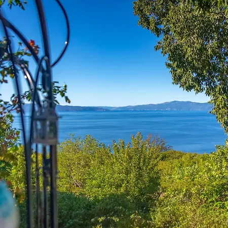 In With Wifi Kostrena