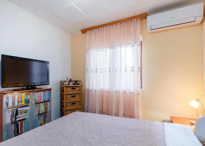 Hébergement de vacances In With Wifi Kostrena