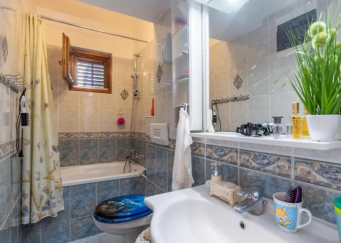 In With Wifi Hébergement de vacances